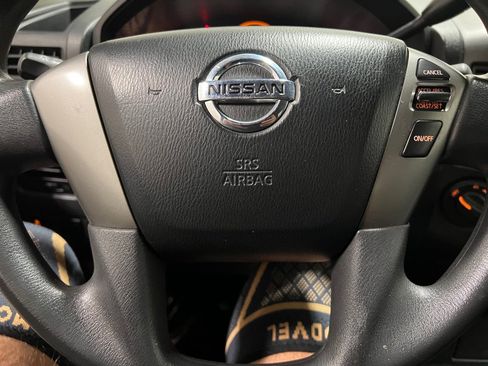 Used 2015 Nissan Titan S image 6