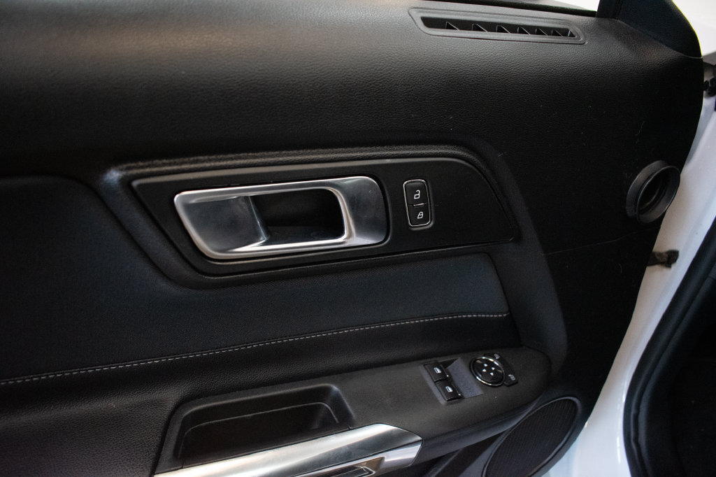 Used 2020 Ford Mustang GT RWD image 21