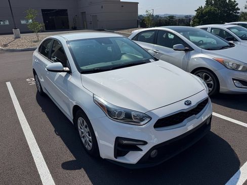 Used 2020 Kia Forte Sedan FWD image 7