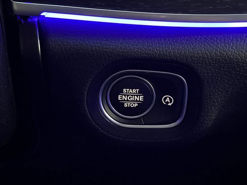 Certified 2022 Mercedes-Benz GLE 350 4MATIC w/ Premium Package image 21