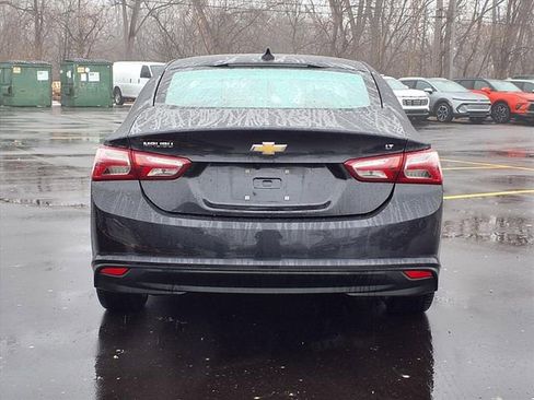 Used 2022 Chevrolet Malibu LT image 21