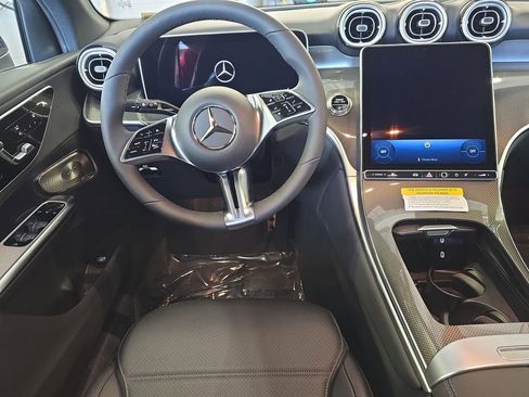 New 2026 Mercedes-Benz GLC 300 image 17