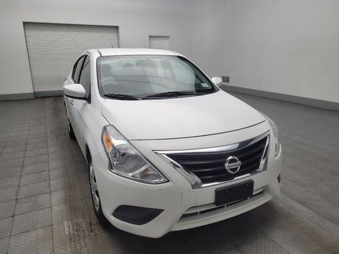 Used 2019 Nissan Versa SV FWD image 13