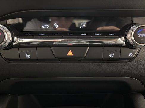 Used 2024 MAZDA MAZDA3 s image 20