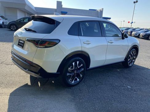 Certified 2026 Honda HR-V EX-L image 5