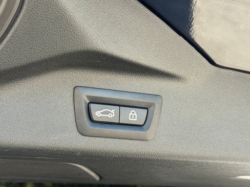 Used 2022 BMW X7 xDrive40i AWD/4WD image 7