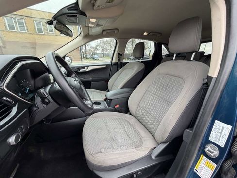 Used 2020 Ford Escape SE image 13
