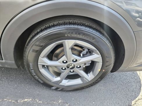 Used 2025 Kia K4 FWD image 43