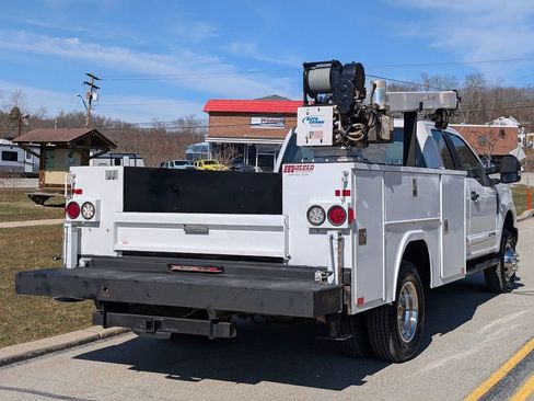 Used 2017 Ford F350 XL w/ Power Equipment Group AWD/4WD image 7