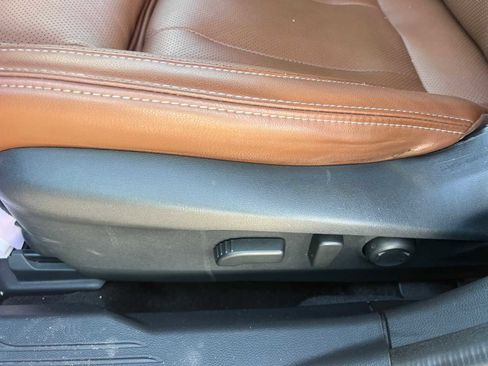 Used 2021 Subaru Outback Touring w/ Popular Package #2 image 24