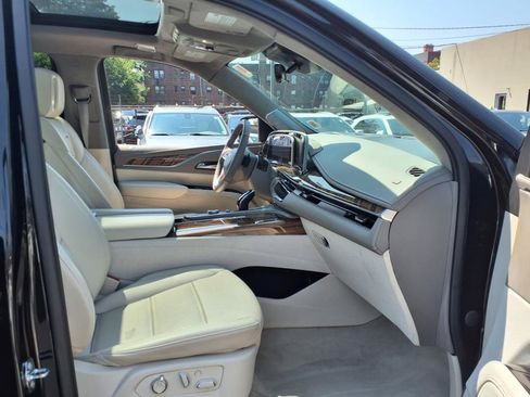 Certified 2023 Cadillac Escalade Premium Luxury Platinum image 41