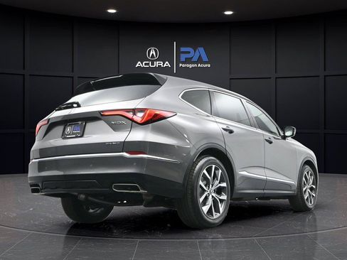 Certified 2024 Acura MDX SH-AWD w/ Technology Package image 32