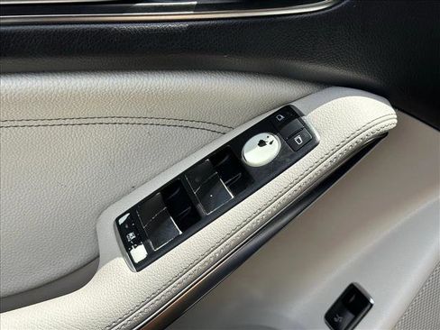 Used 2017 Mercedes-Benz GLA 250 image 18