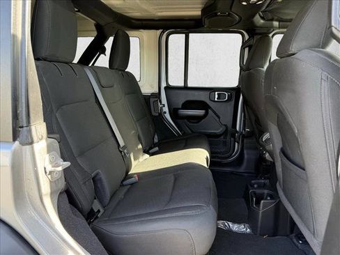 Used 2020 Jeep Wrangler Unlimited Sport S image 14