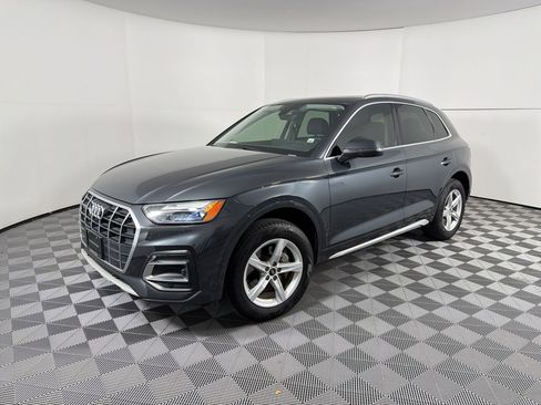 Used 2021 Audi Q5 Premium w/ Convenience Package image 1