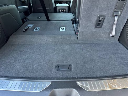 Certified 2026 Chevrolet Tahoe RST RWD image 17