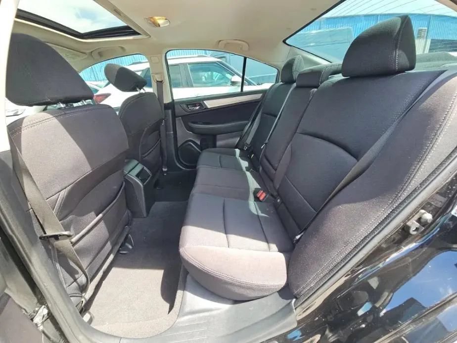 Used 2017 Subaru Legacy 2.5i Premium AWD/4WD image 12