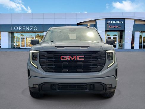 Used 2024 GMC Sierra 1500 Elevation RWD image 2