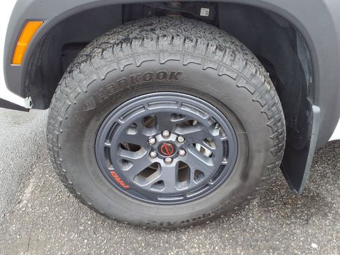 Used 2025 Nissan Frontier PRO-4X w/ Pro Premium Package AWD/4WD image 10