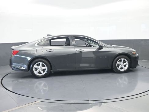 Used 2018 Chevrolet Malibu LS FWD image 7