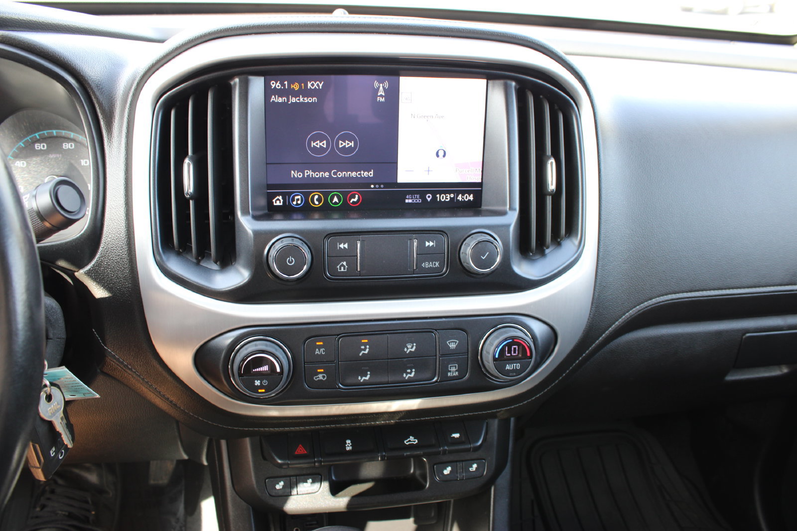 Used 2022 GMC Canyon Elevation w/ Elevation Premium Package AWD/4WD image 15