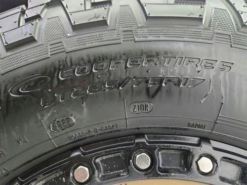 Used 2019 Jeep Wrangler Unlimited Sport S image 34