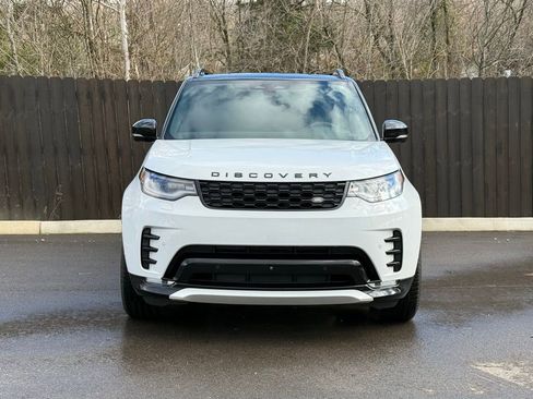 Certified 2025 Land Rover Discovery Dynamic SE AWD/4WD image 9