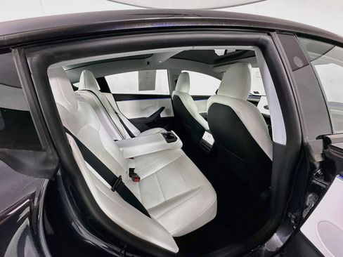 Used 2025 Tesla Model 3 Long Range AWD/4WD image 30