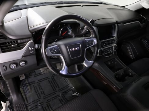Used 2018 GMC Yukon SLE w/ SLE Value Package image 18