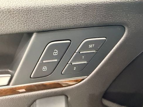 Used 2018 Audi Q5 Prestige w/ Prestige Package AWD/4WD image 13