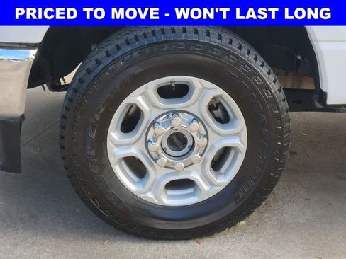 Used 2025 Ford F250 XLT w/ FX4 Off-Road Package image 17