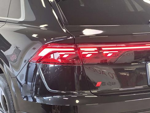 Used 2024 Audi SQ8 Prestige AWD/4WD image 13