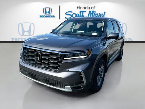 New 2025 Honda Pilot EX-L image 3