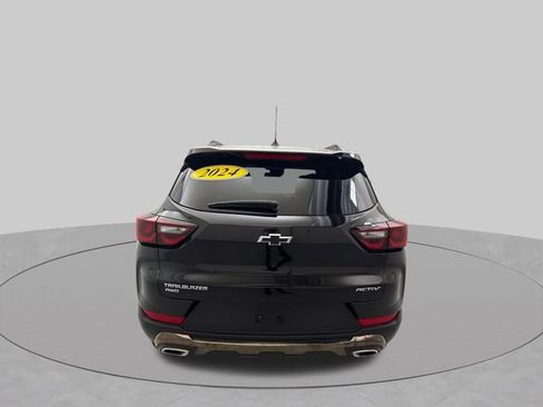 Used 2024 Chevrolet TrailBlazer ACTIV w/ Convenience Package AWD/4WD image 4