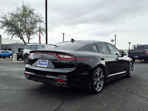 Used 2019 Kia Stinger GT2 image 6