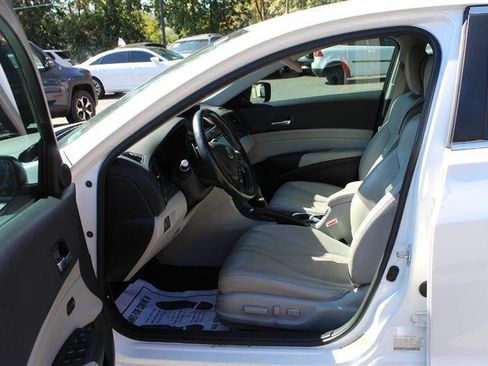 Used 2020 Acura ILX image 9