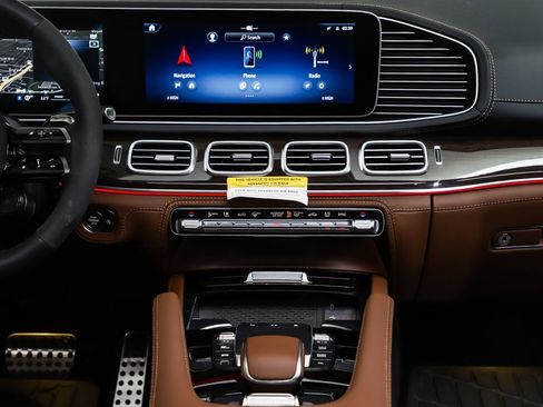 New 2026 Mercedes-Benz GLE 53 AMG 4MATIC Coupe image 15