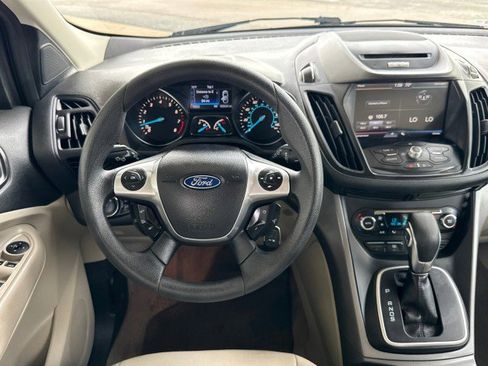 Used 2014 Ford Escape SE w/ Equipment Group 201A AWD/4WD image 8