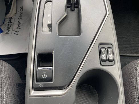 Used 2024 Subaru Crosstrek 2.0i Premium image 17