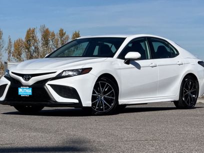 Used 2021 Toyota Camry SE