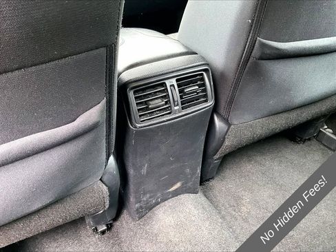 Used 2020 Nissan Rogue S FWD image 28