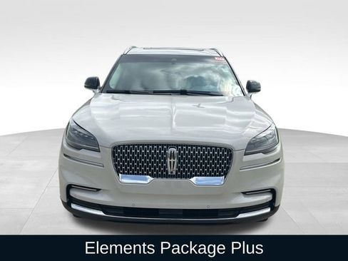 Used 2024 Lincoln Aviator Reserve w/ Equipment Group 201A image 2
