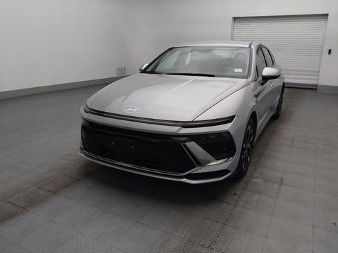 Used 2025 Hyundai Sonata SEL FWD image 15