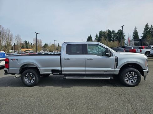 Used 2024 Ford F350 Lariat AWD/4WD image 4
