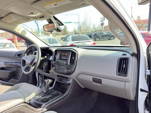 Used 2016 GMC Canyon 4x4 Extended Cab w/ Convenience Package image 13