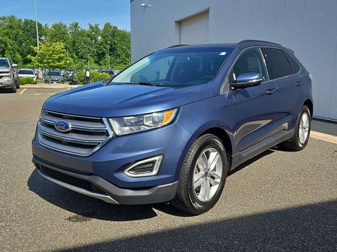Used 2018 Ford Edge SEL FWD image 3