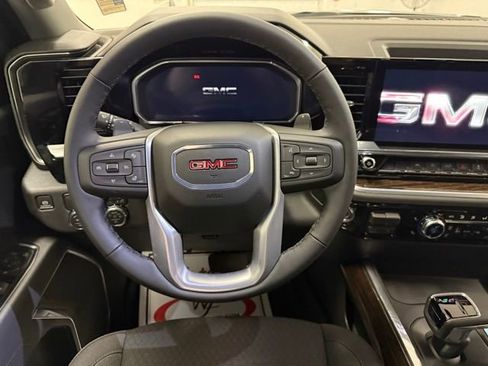 New 2026 GMC Sierra 1500 Elevation image 17