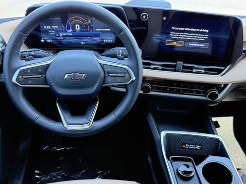 New 2026 Chevrolet Equinox ACTIV w/ Convenience Package III image 10