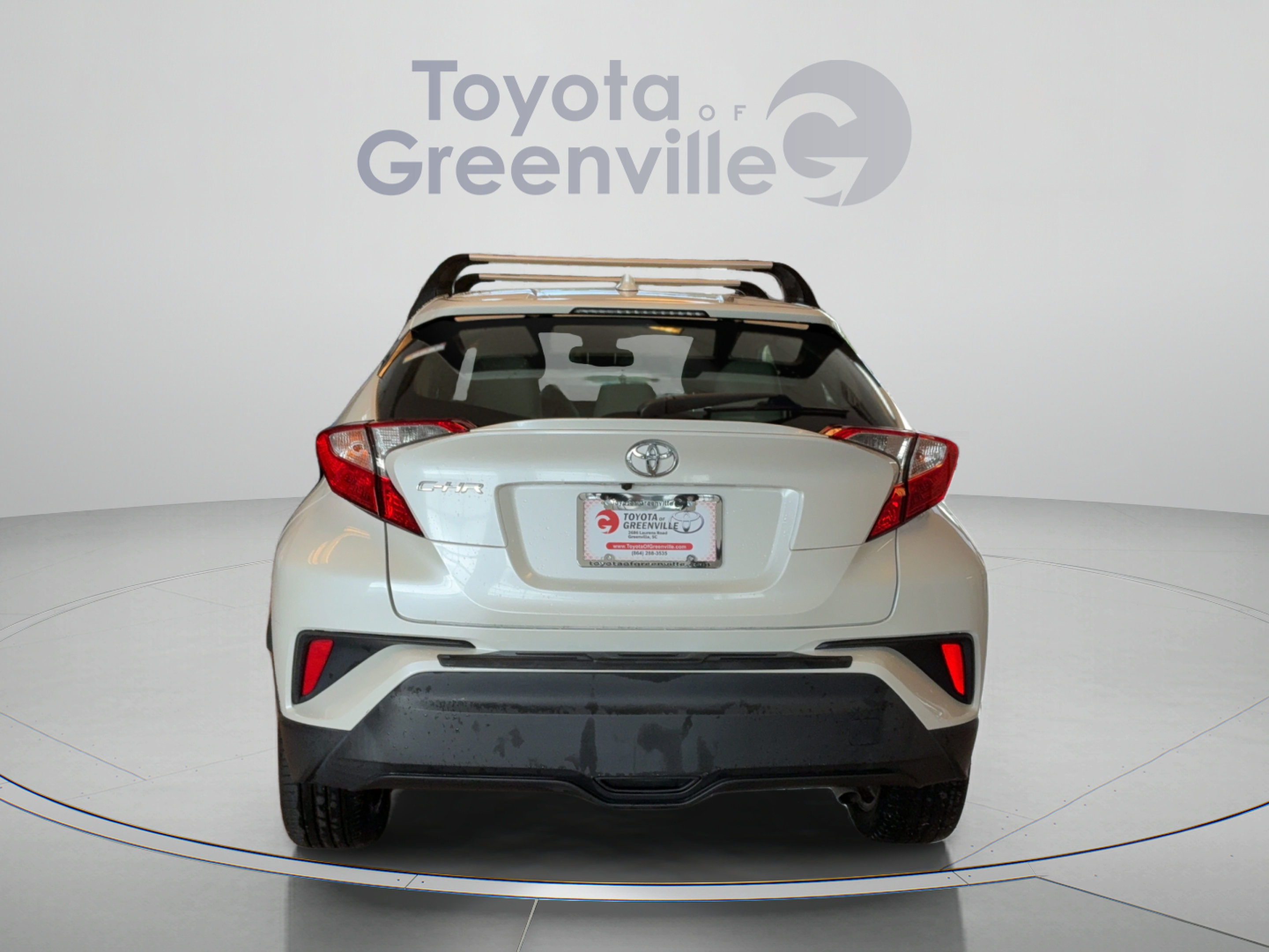 Used 2019 Toyota C-HR XLE FWD image 5
