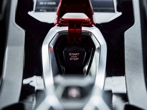 Used 2020 Lamborghini Huracan EVO image 58